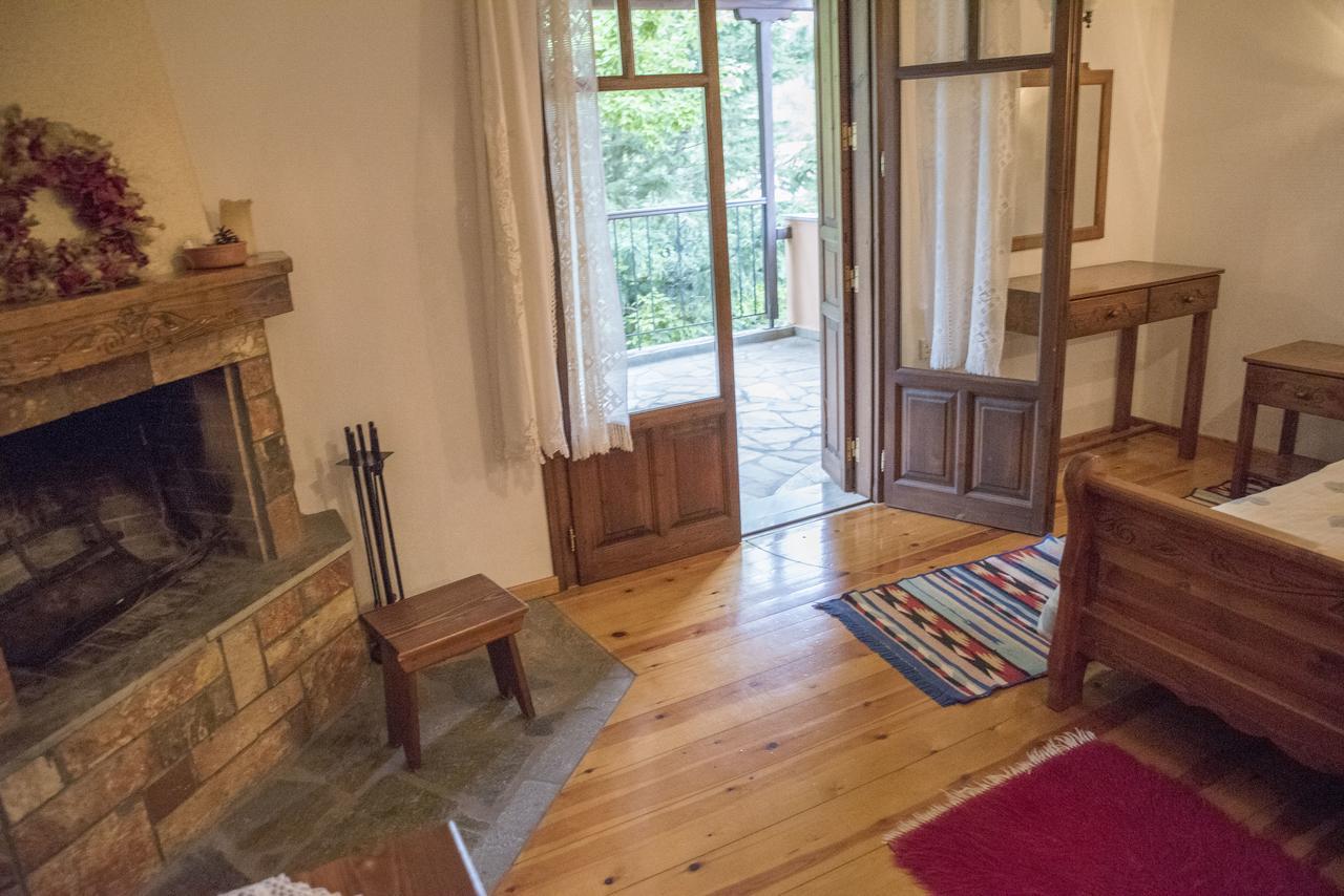 Aparthotel Archontiko Christodoulou à Vronterón Extérieur photo