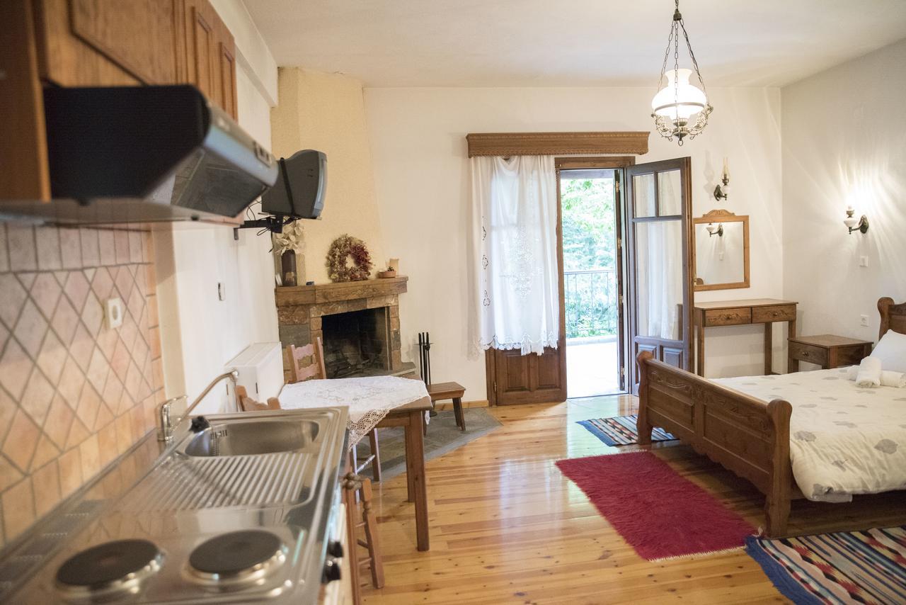 Aparthotel Archontiko Christodoulou à Vronterón Extérieur photo